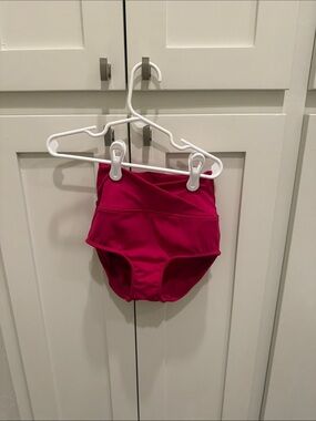 Girls' High-Waist Dance Bottoms in Bright Pink